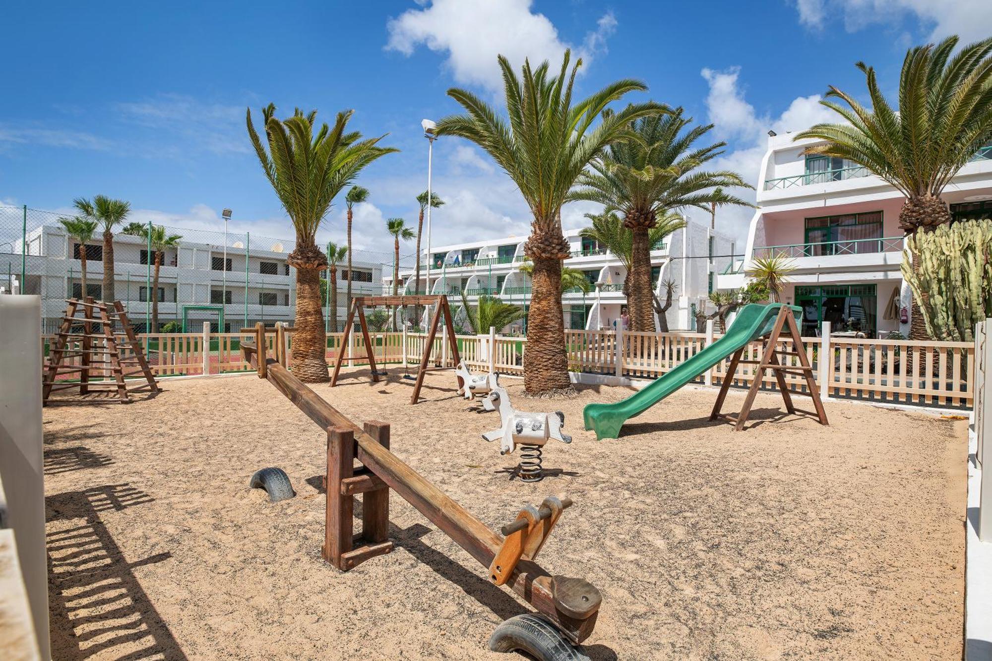 Apartamento A 1 Minuto De Playa ปูแอร์โตเดลคาร์เมน ภายนอก รูปภาพ